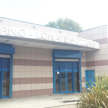 I Fiori Di Malpensa Frühstückspension Ferno