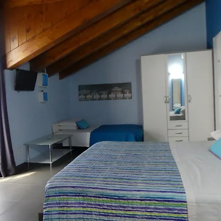 I Fiori Di Malpensa Alojamento de Acomodação e Pequeno-almoço Ferno